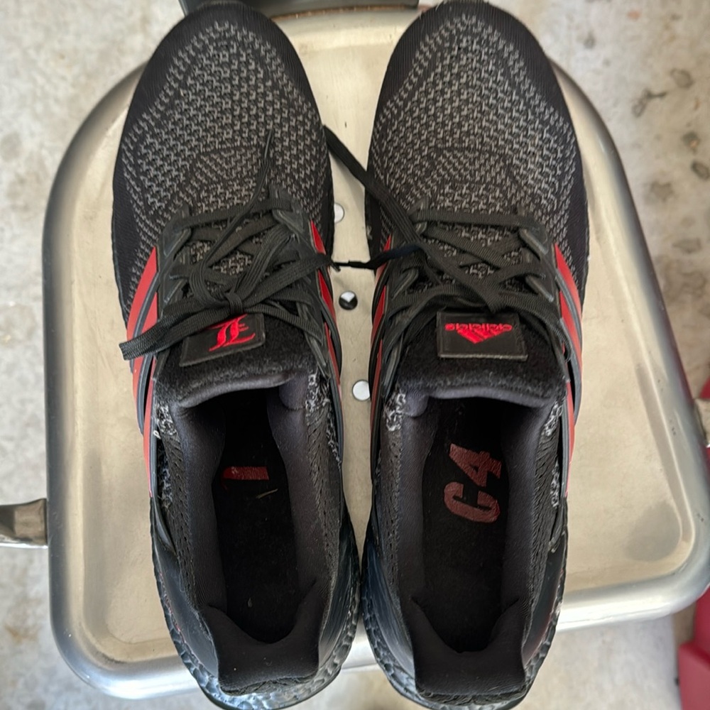 Louisville Cardinals Adidas Ultrabloost size 15